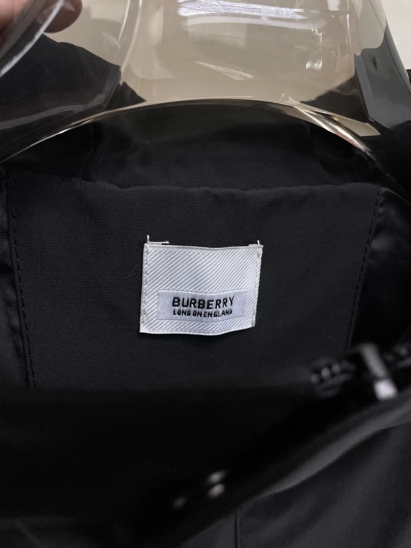Burberry Outwear OdorResistant 102161