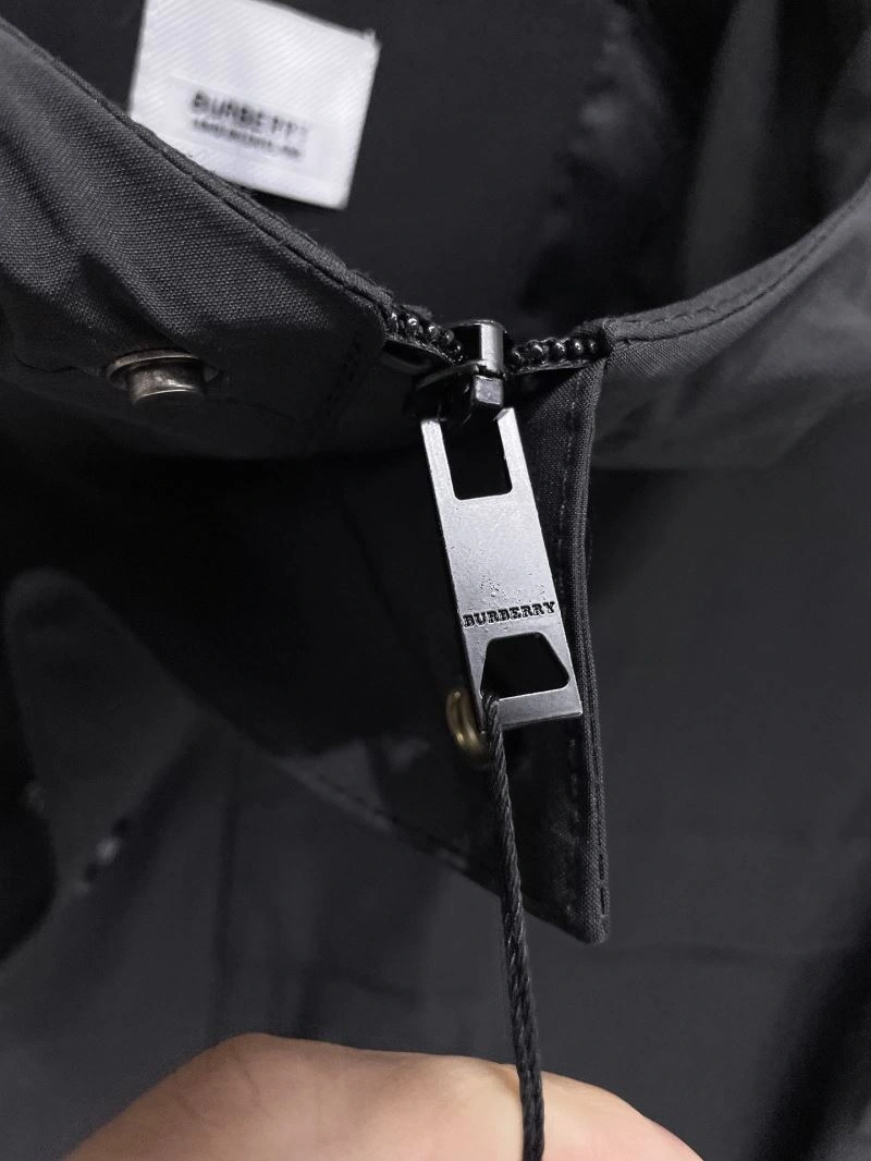 Burberry Outwear OdorResistant 102161
