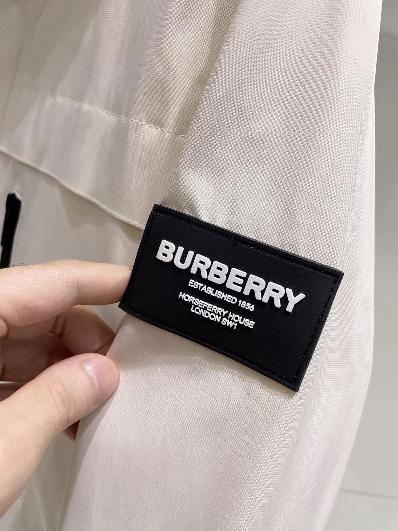 Burberry Outwear Premium 102160