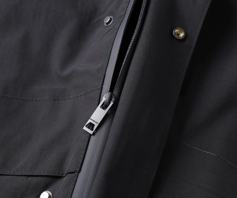 Premium Burberry Outwear 102154