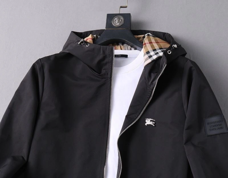 TechFriendly Burberry Outwear 102152