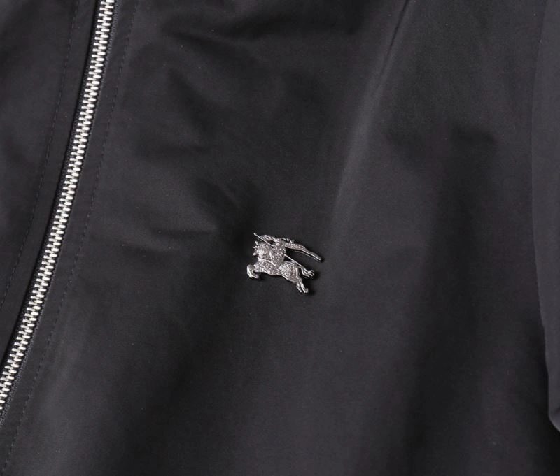 TechFriendly Burberry Outwear 102152