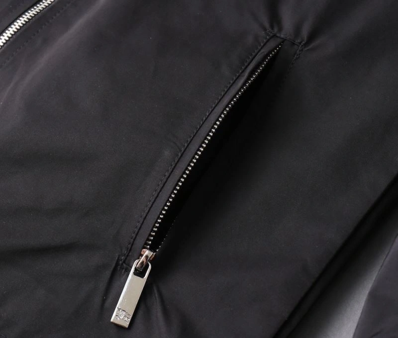 TechFriendly Burberry Outwear 102152
