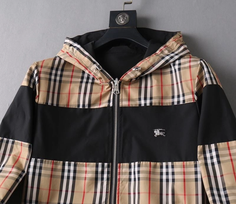 Burberry Outwear TechFriendly 102149