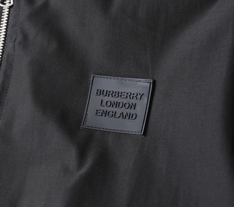 Burberry Outwear TechFriendly 102149