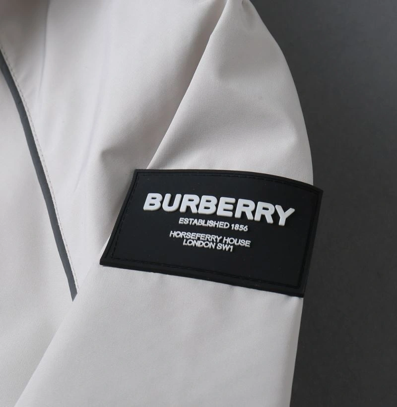 MoistureWicking Burberry Outwear 102174