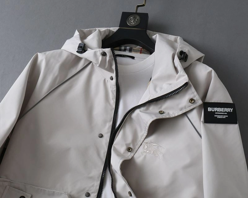 MoistureWicking Burberry Outwear 102174