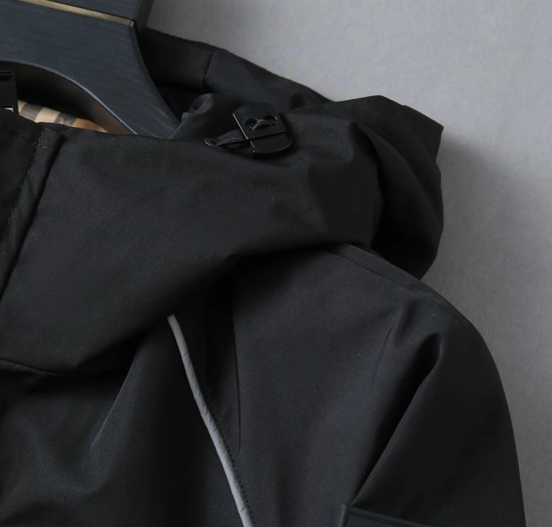 Burberry Outwear MultiPurpose 102225