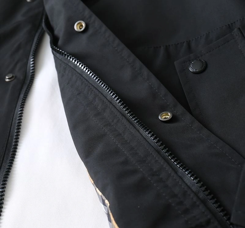 Burberry Outwear MultiPurpose 102225