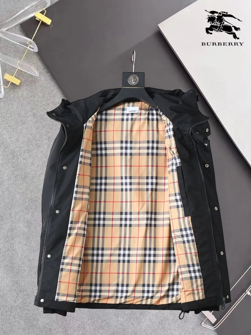 Burberry Outwear MultiPurpose 102225