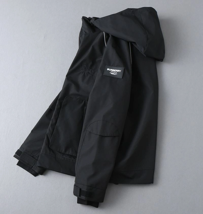 Burberry Outwear MultiPurpose 102225