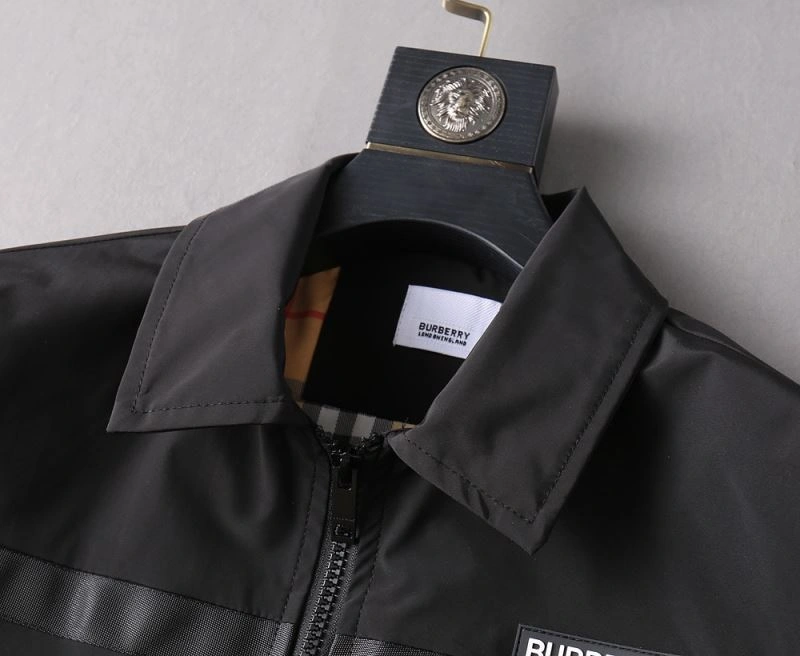 Casual Burberry Outwear 102148