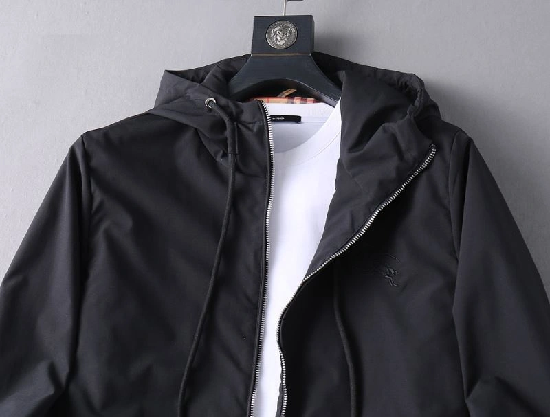 Burberry Outwear Practical 102142