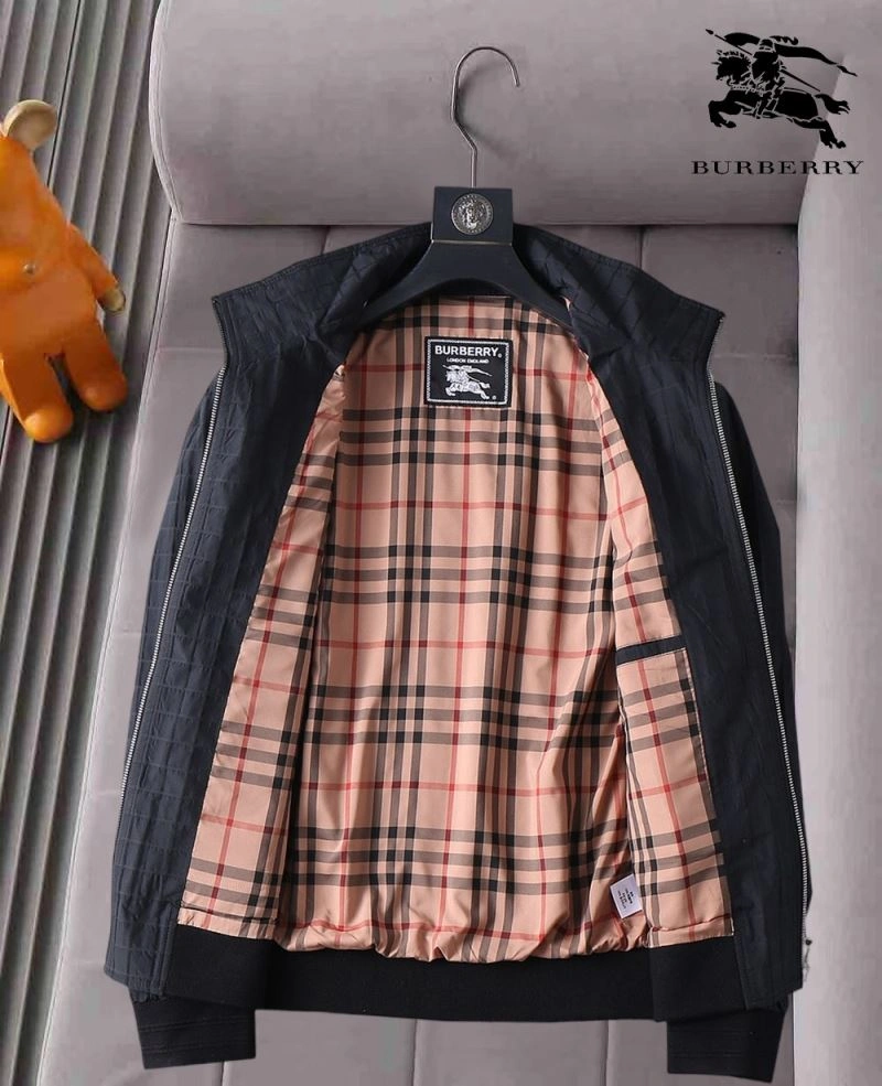 Elegant Burberry Outwear 102143