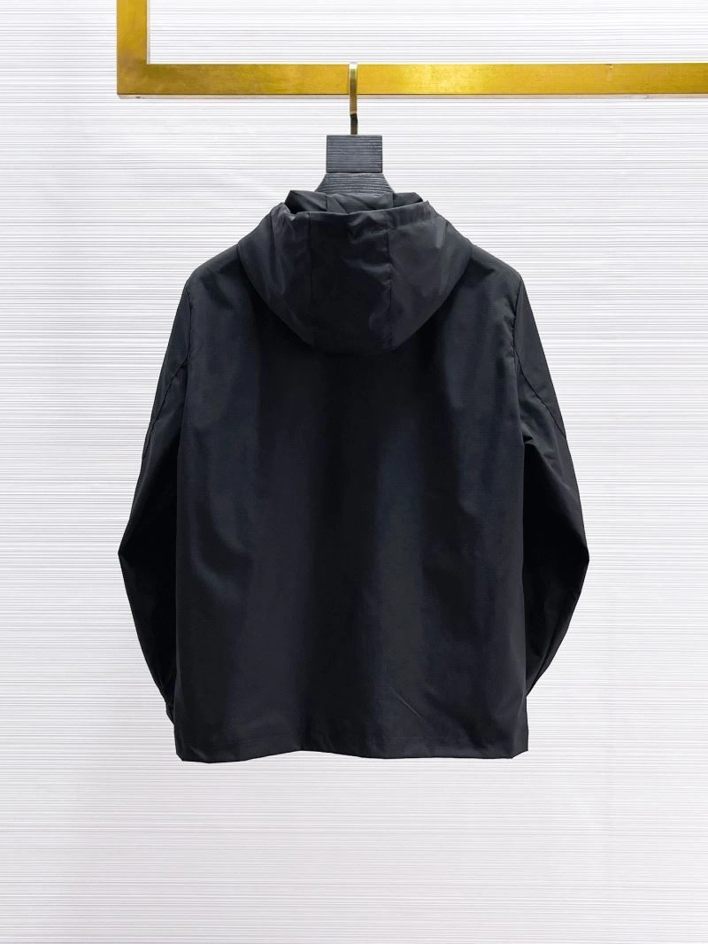 Sophisticated Burberry Outwear 102139