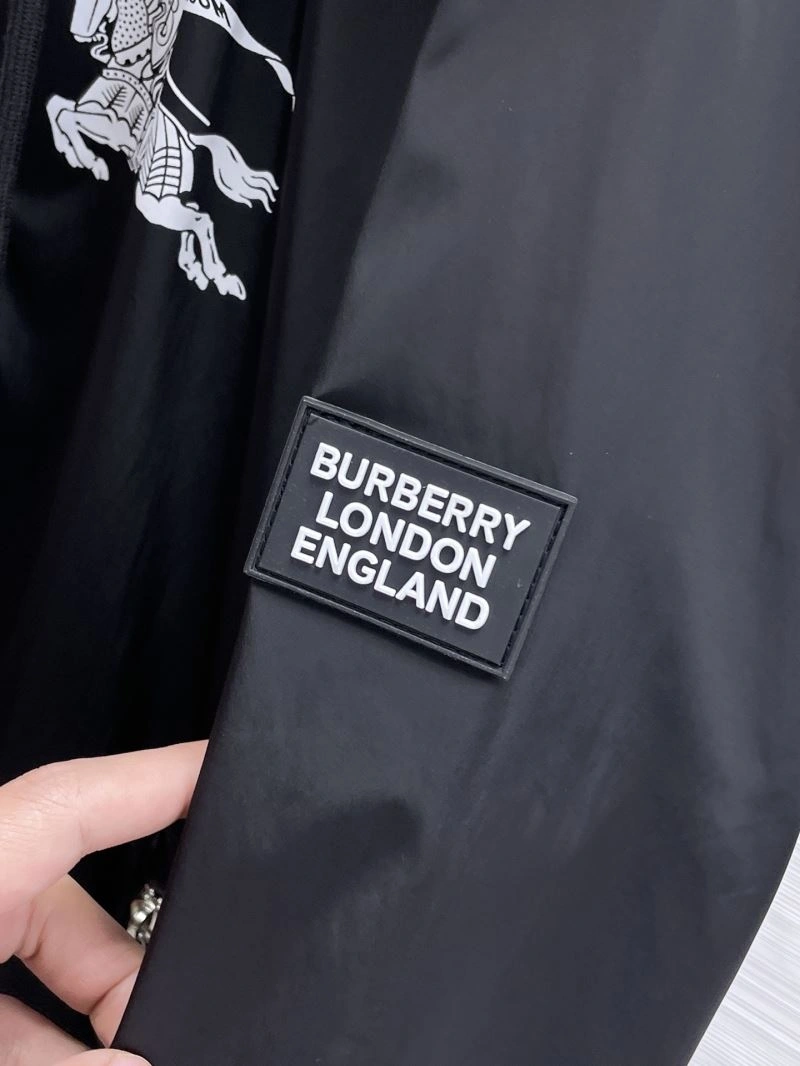 RelaxedFit Burberry Outwear 102141