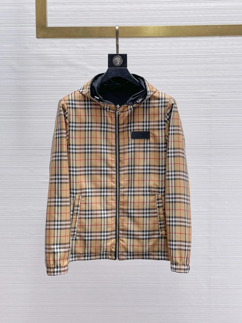 Fashionable Burberry Outwear 102136