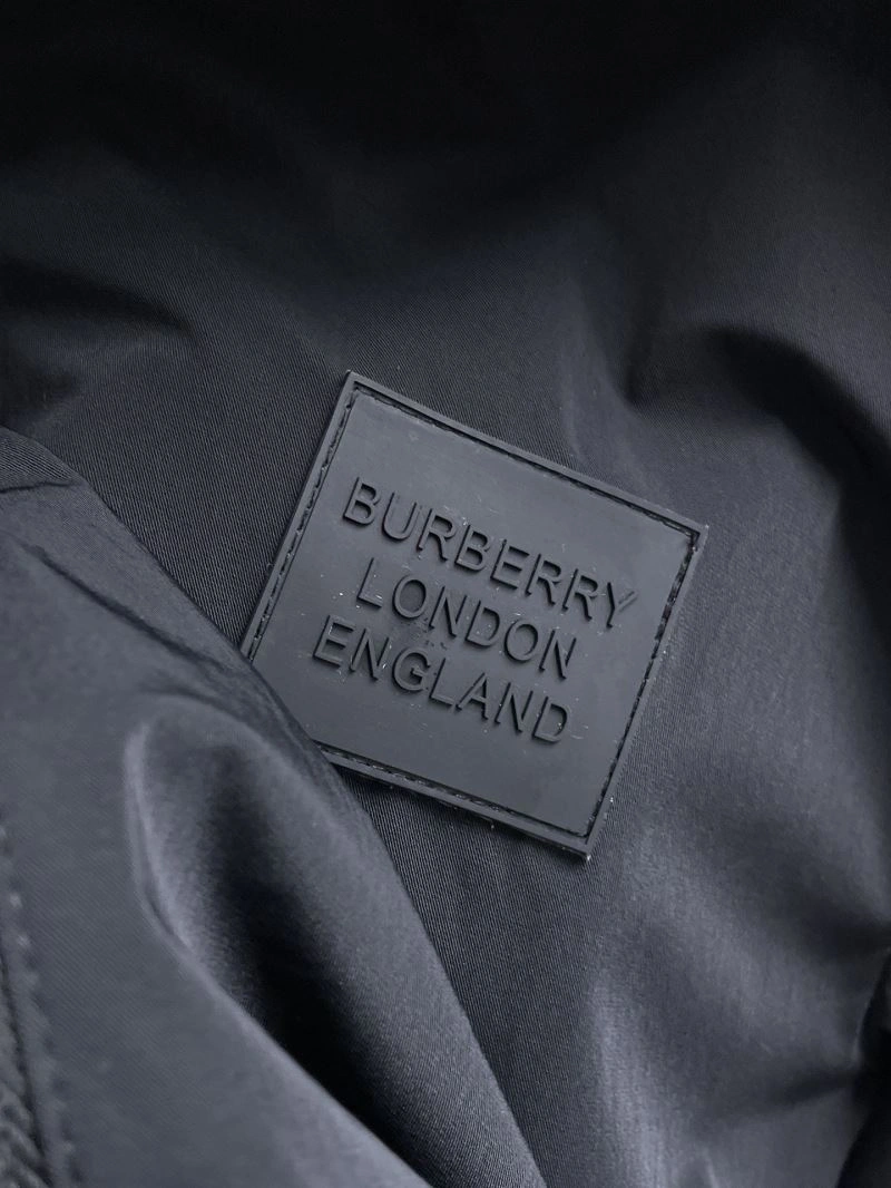 Fashionable Burberry Outwear 102136