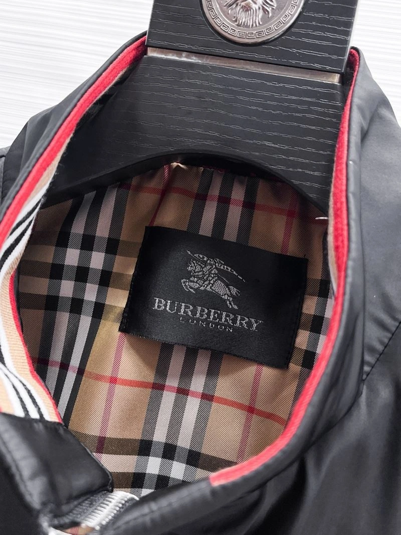 Burberry Outwear Versatile 102134