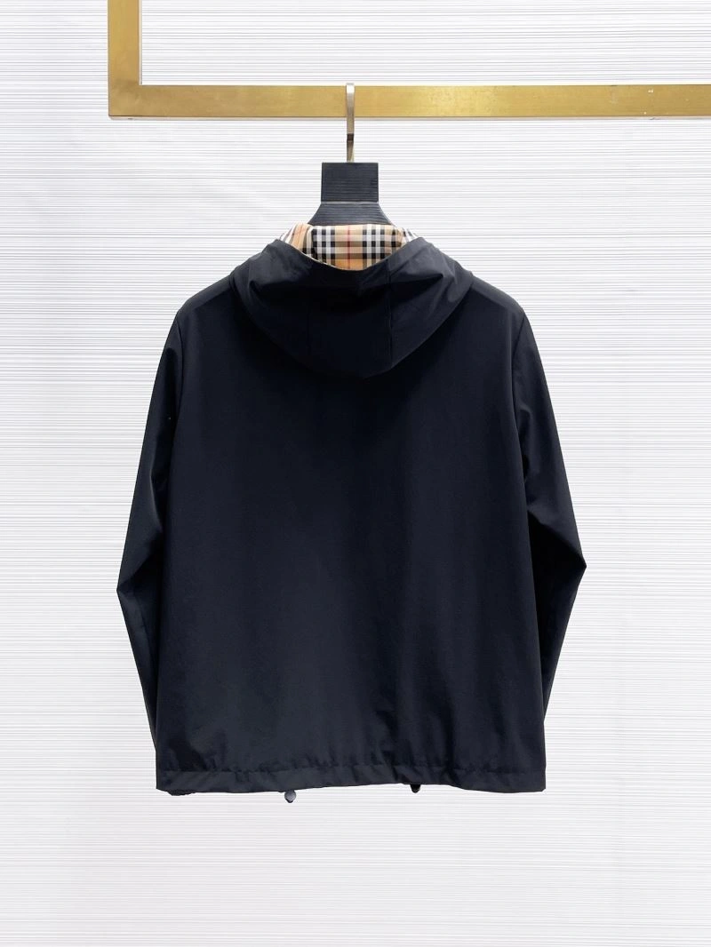 Burberry Outwear GoAnywhere 102133