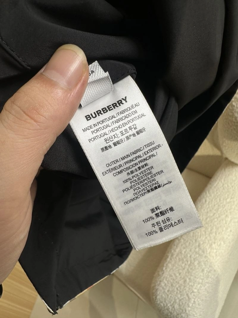 Youthful Burberry Outwear 102129