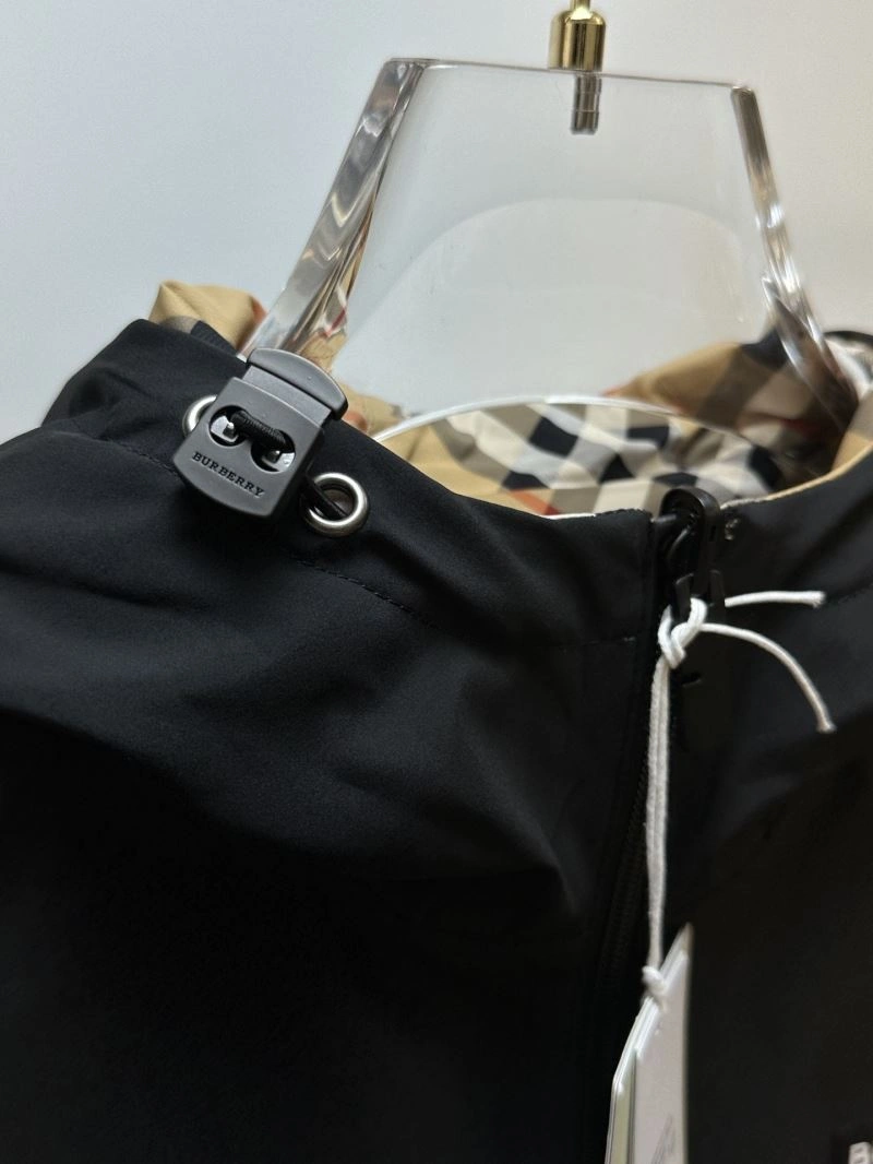 OnTrend Burberry Outwear 102131