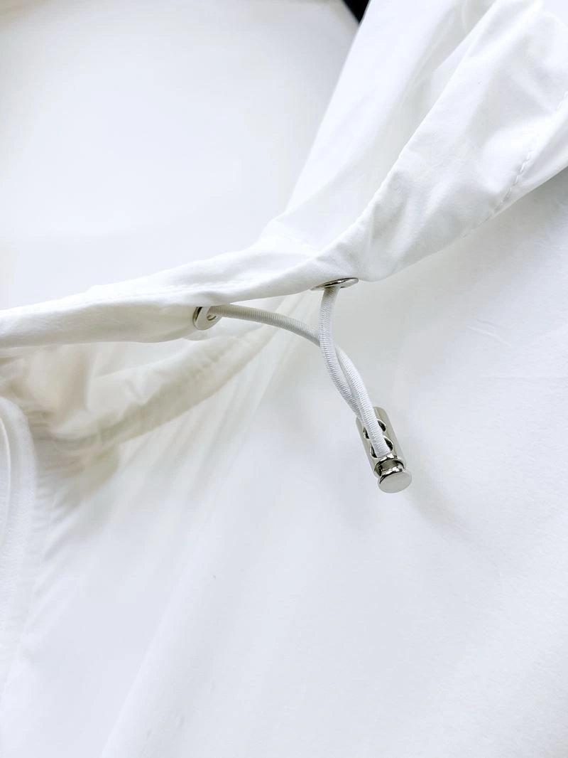 ZeroBulk Burberry Outwear 102145