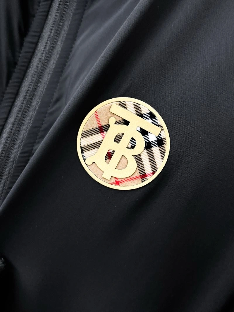 Burberry Outwear Practical 102177