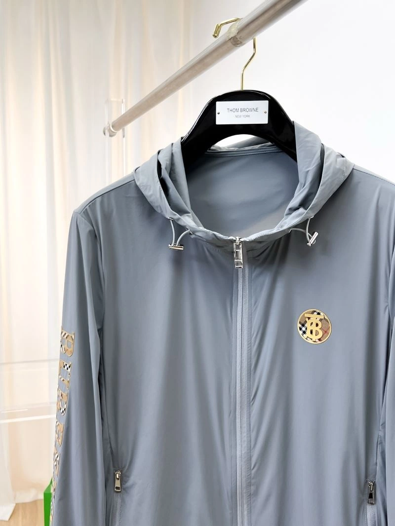 Burberry Outwear Neat 102146