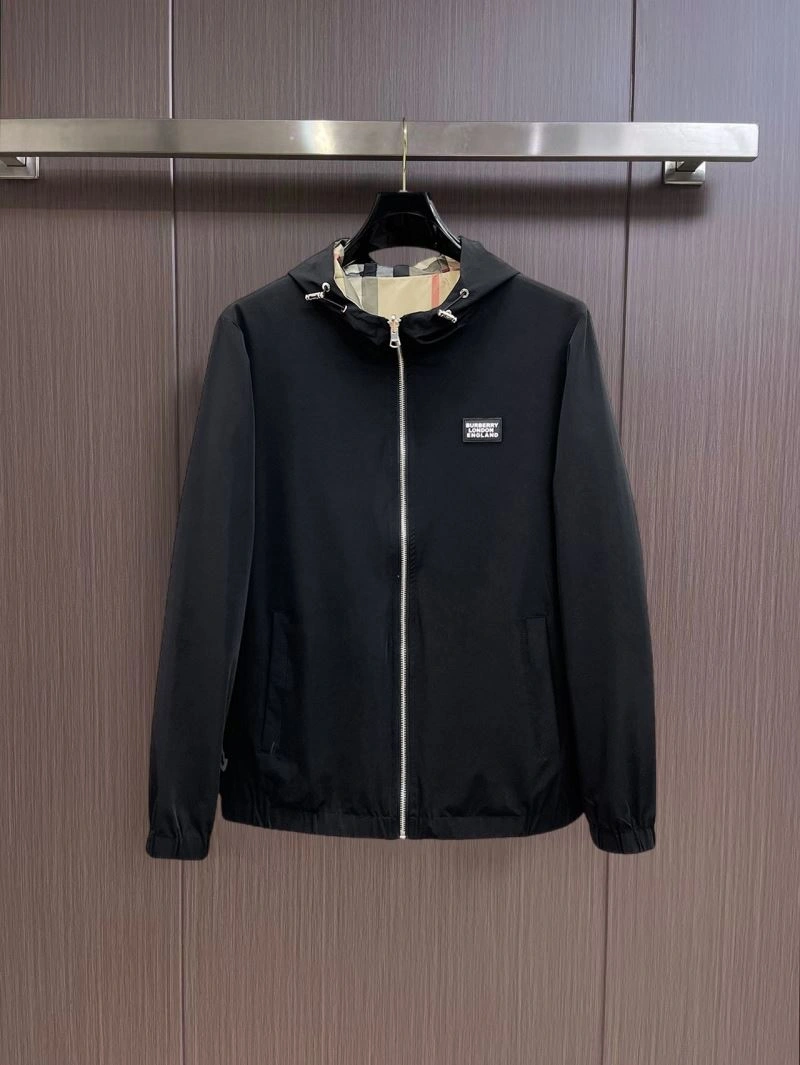 EyeCatching Burberry Outwear 102308