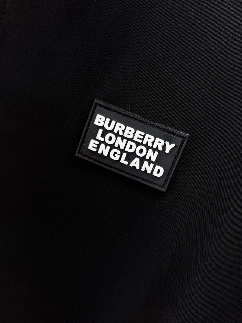 EyeCatching Burberry Outwear 102308