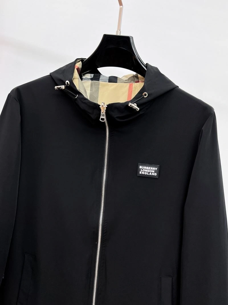 EyeCatching Burberry Outwear 102308