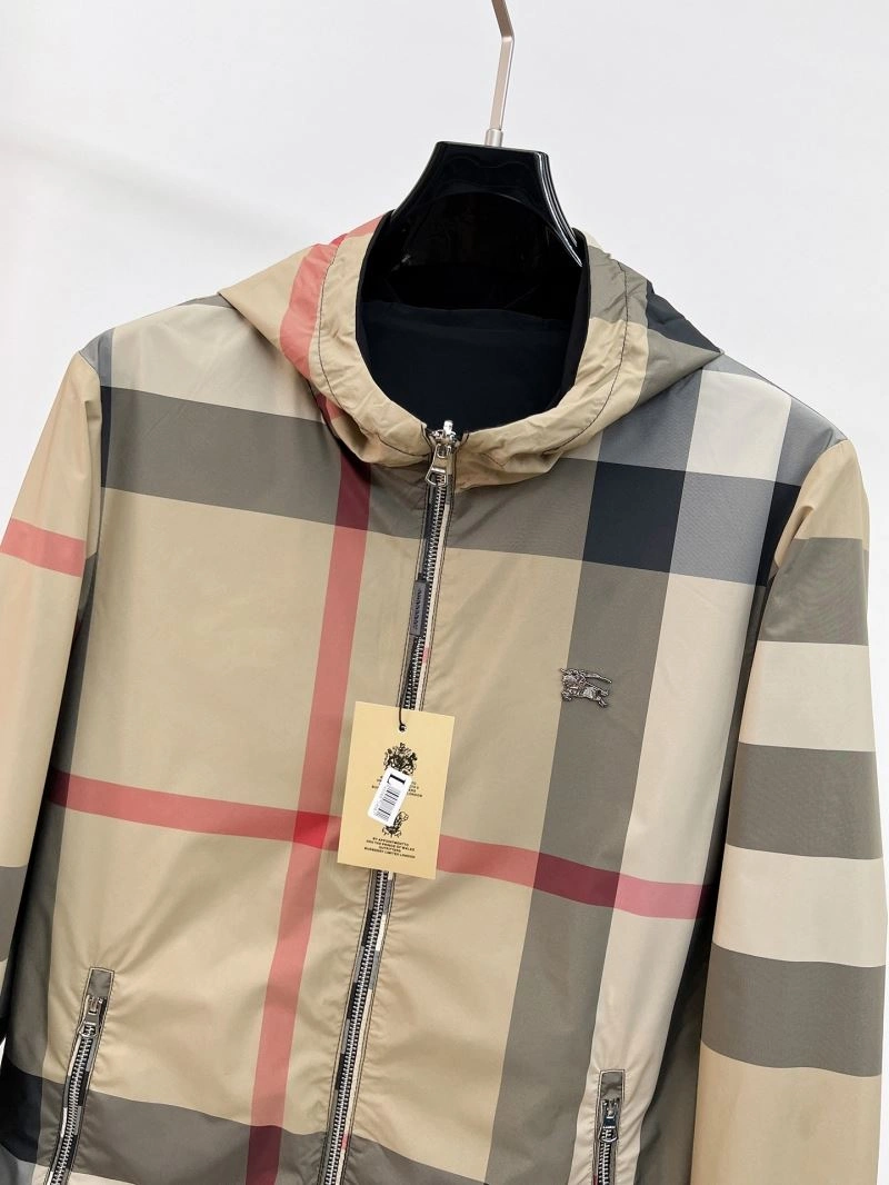 NewStyle Burberry Outwear 102122