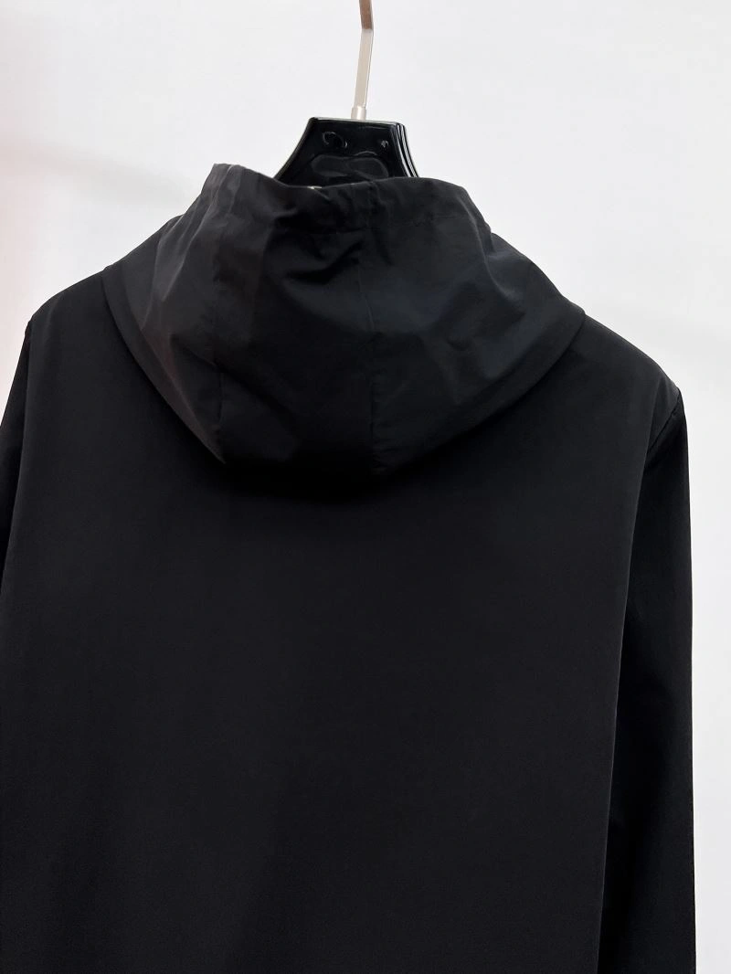 NewStyle Burberry Outwear 102122