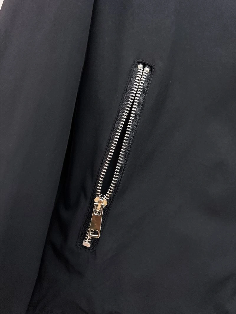 Burberry Outwear QuickDry 102121