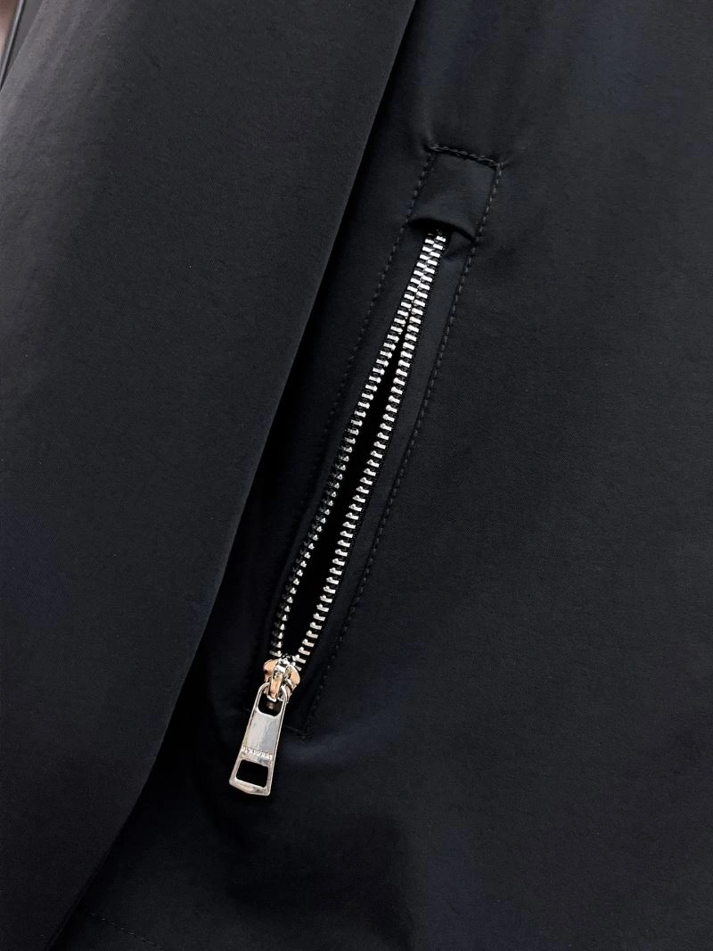 Effortless Burberry Outwear 102116