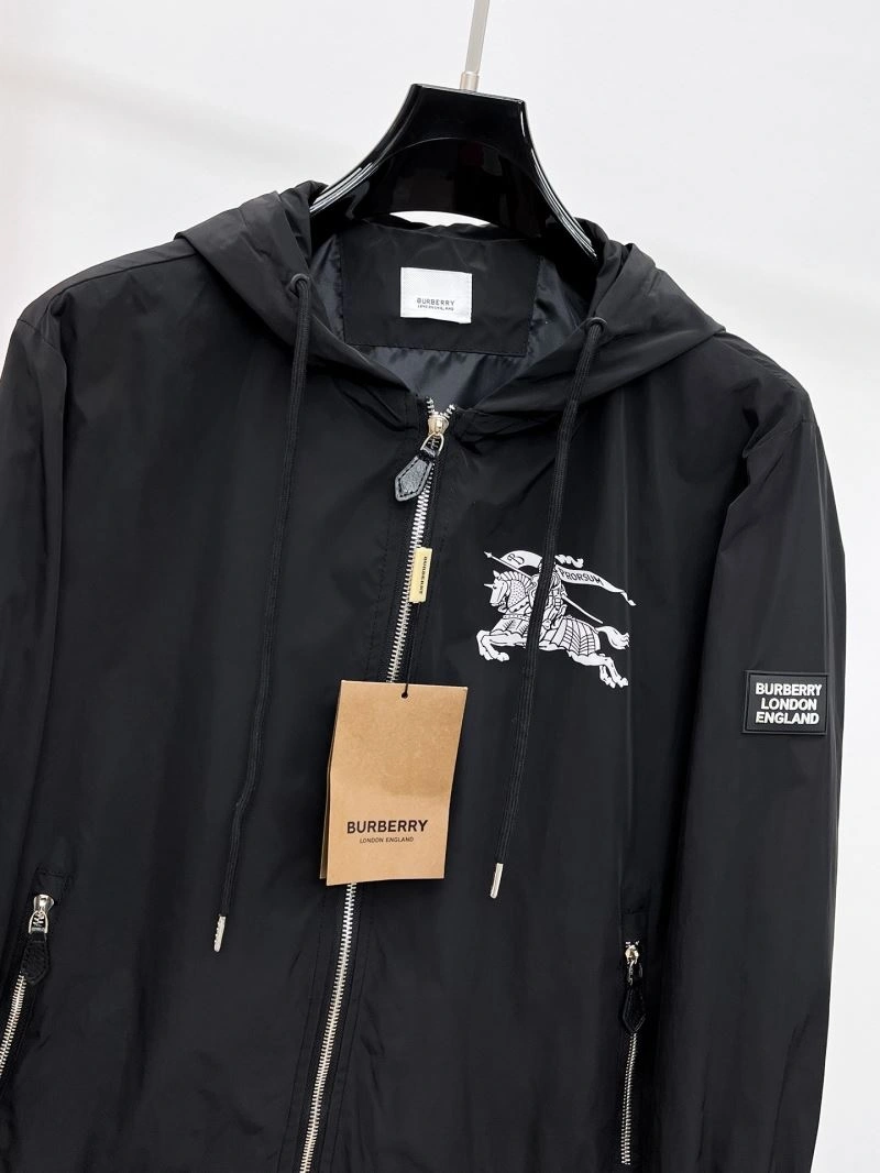 Burberry Outwear Elegant 102114