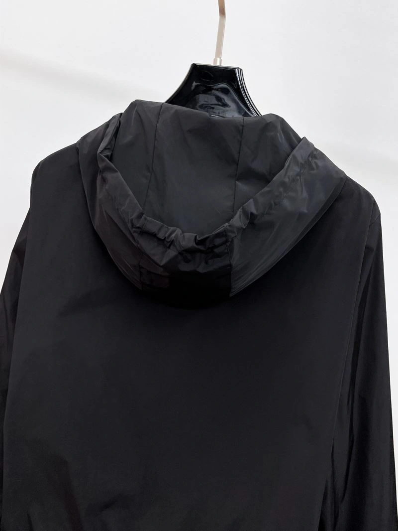Burberry Outwear Elegant 102114