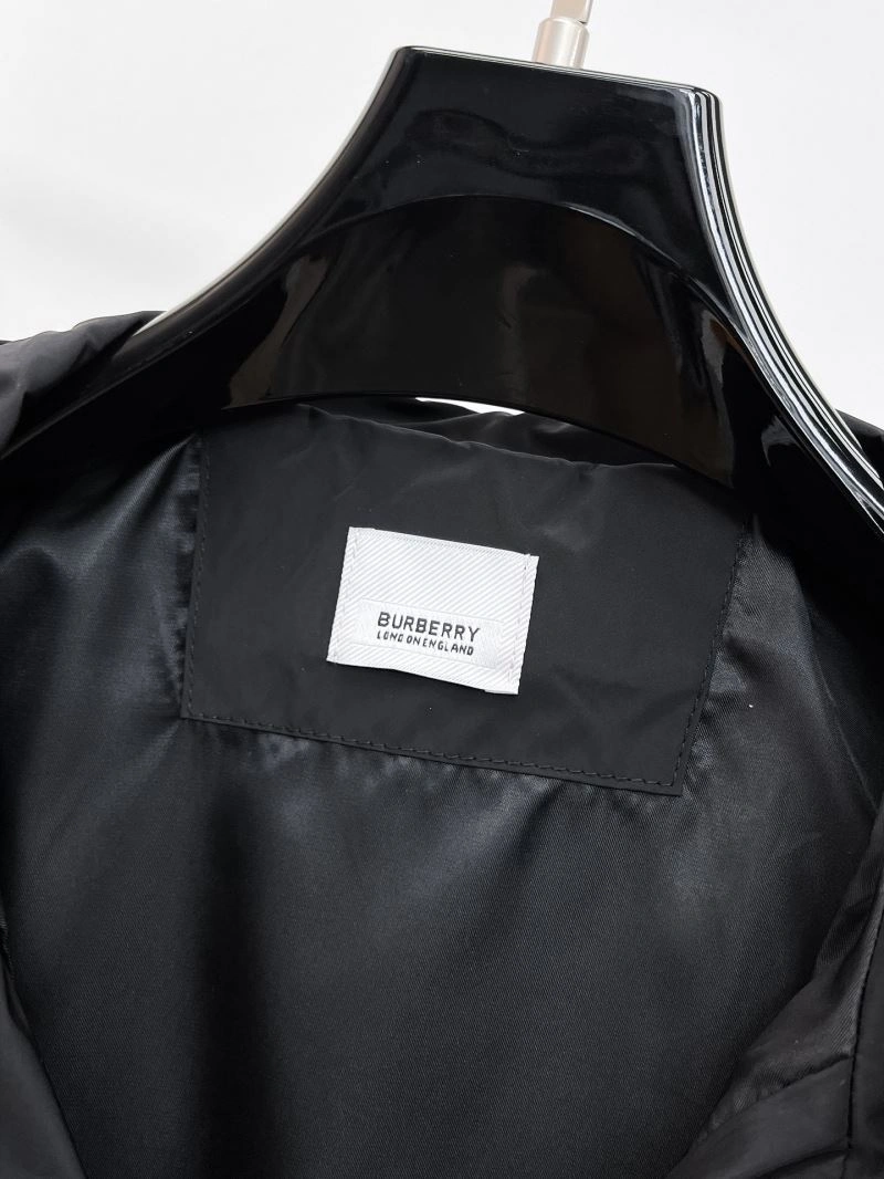 Burberry Outwear Elegant 102114