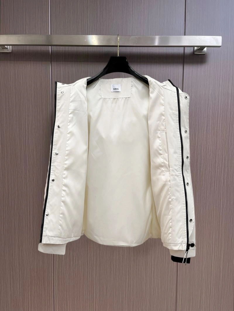 Burberry Outwear Sporty 102117