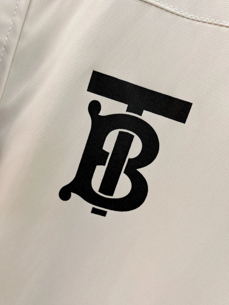 Burberry Outwear Sporty 102117