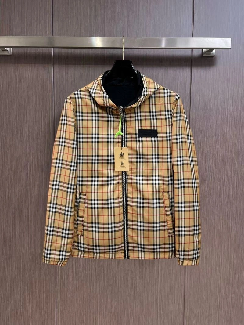 Comfortable Burberry Outwear 102109