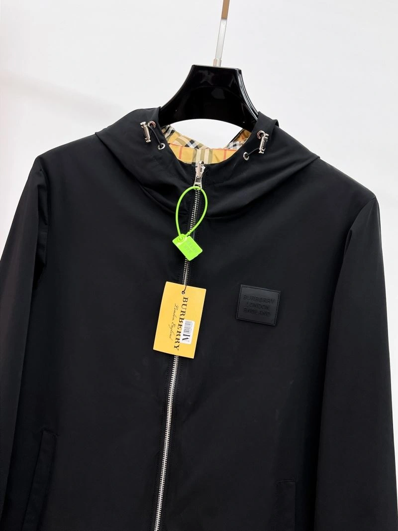 Comfortable Burberry Outwear 102109
