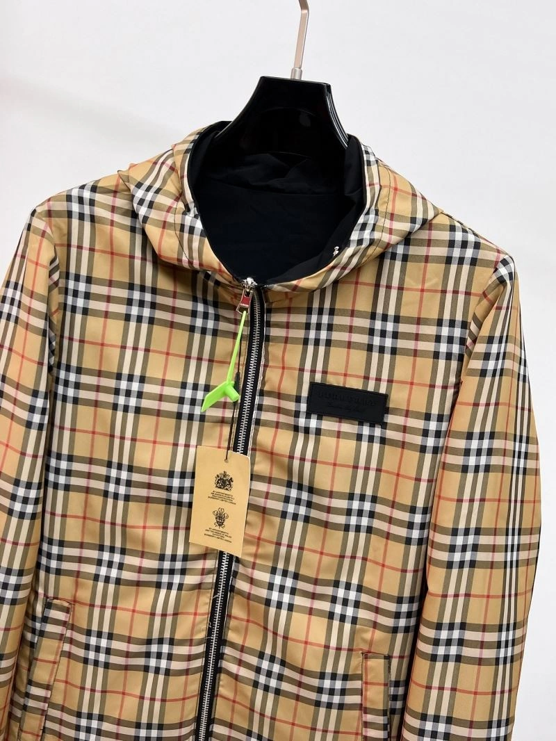 Comfortable Burberry Outwear 102109