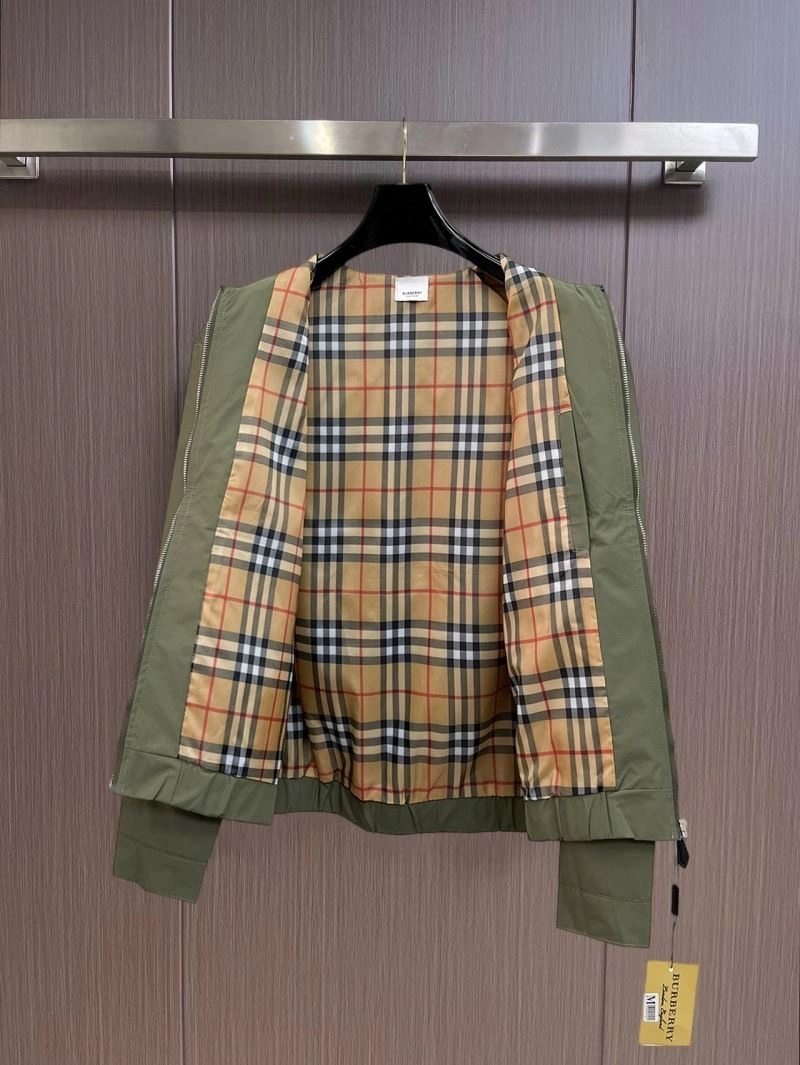 Burberry Outwear UrbanChic 102112