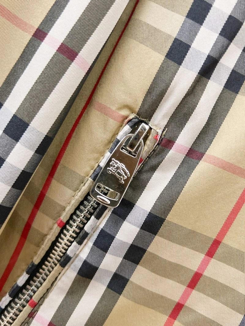 Burberry Outwear StreetReady 102101
