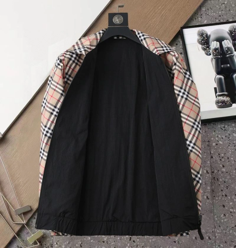 Burberry Outwear Timeless 102100