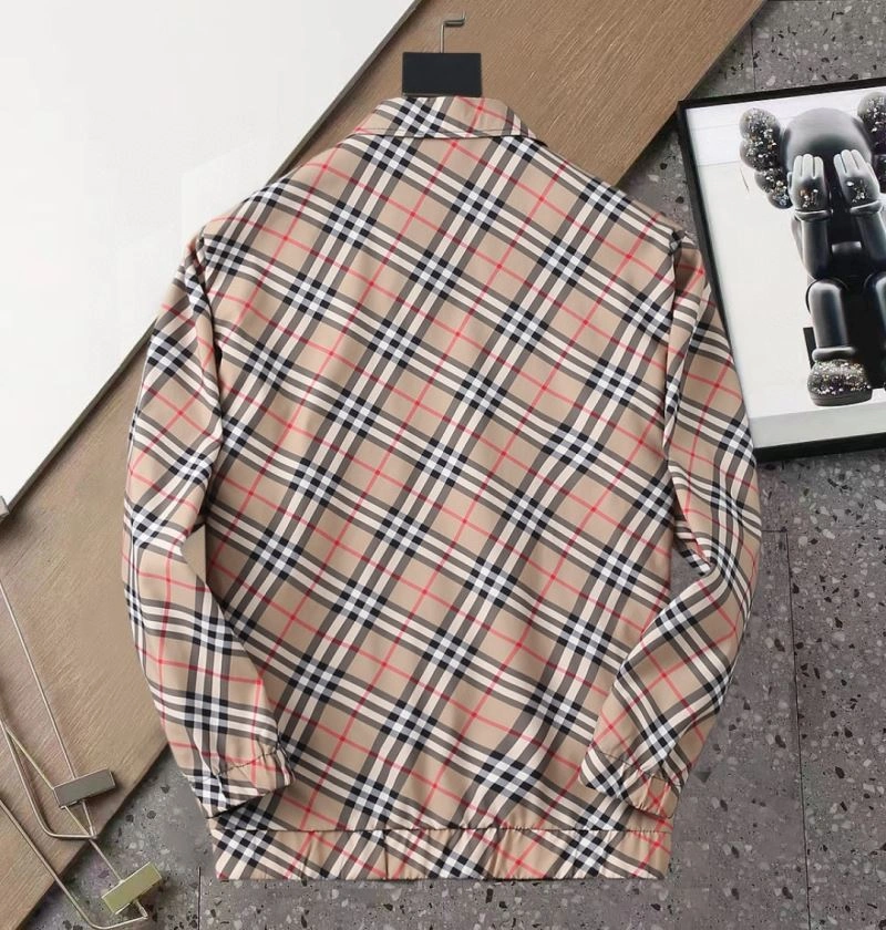 Burberry Outwear Timeless 102100