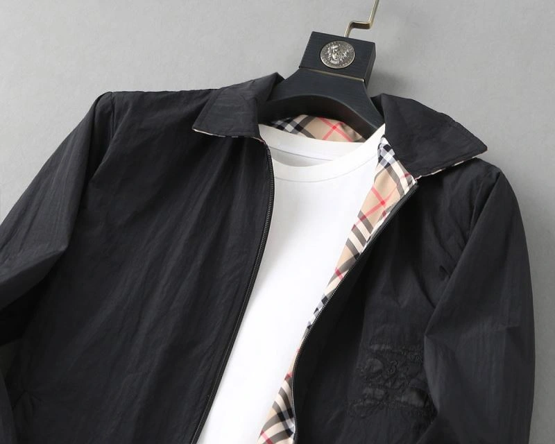 Burberry Outwear Timeless 102100