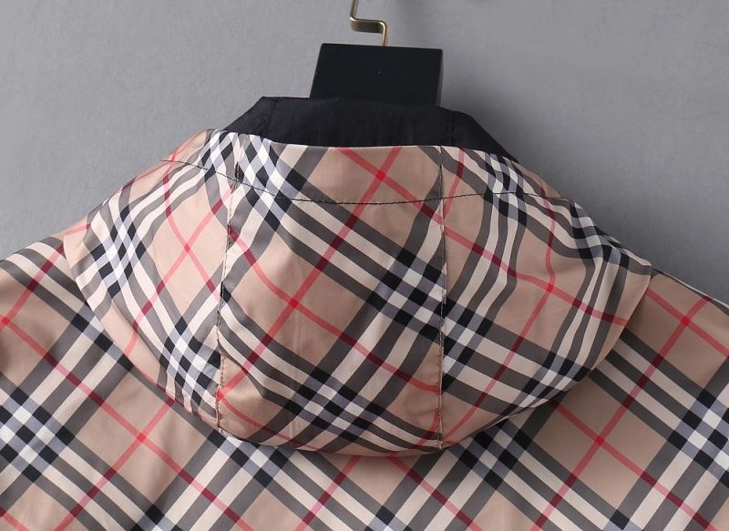 Fashionable Burberry Outwear 102127